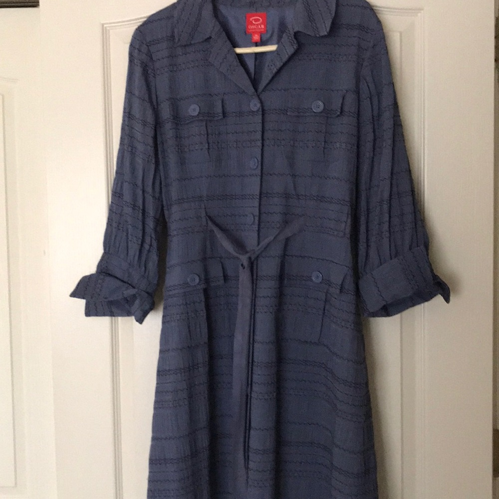 Dress - Picture 1 of 3